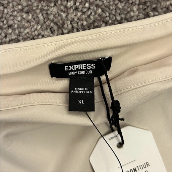 Express Women’s Body Contour Faux Leather Square Neck Cropped Tank Size XL - NWT - Picture 11 of 16